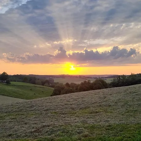 Aux Portes Des Pyrénées *