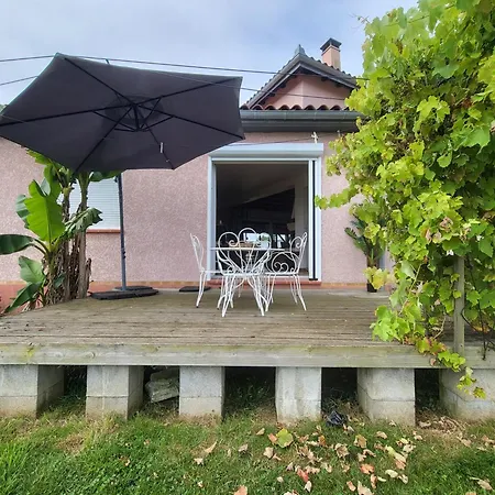 Aux Portes Des Pyrénées Villa *